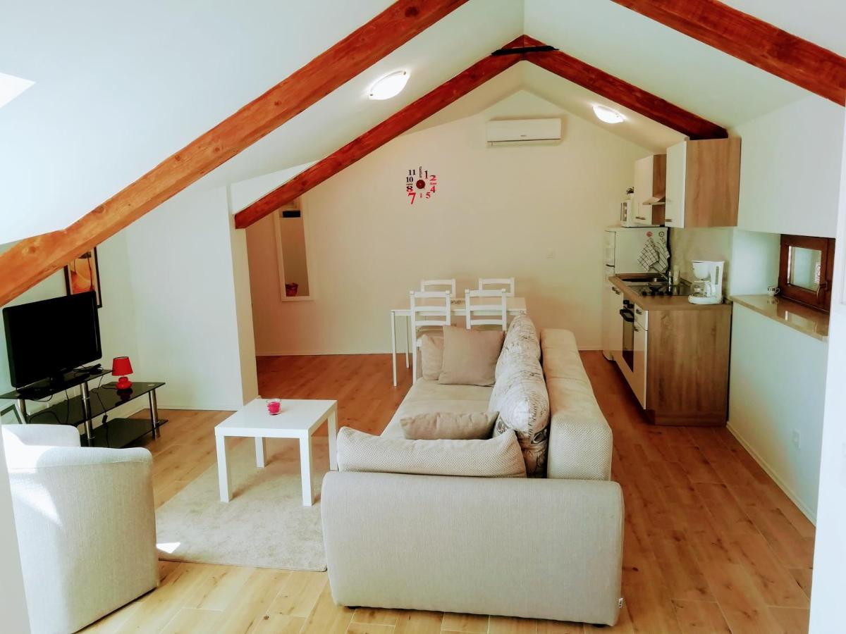 Apartamento App E.N.A. Umag Exterior foto