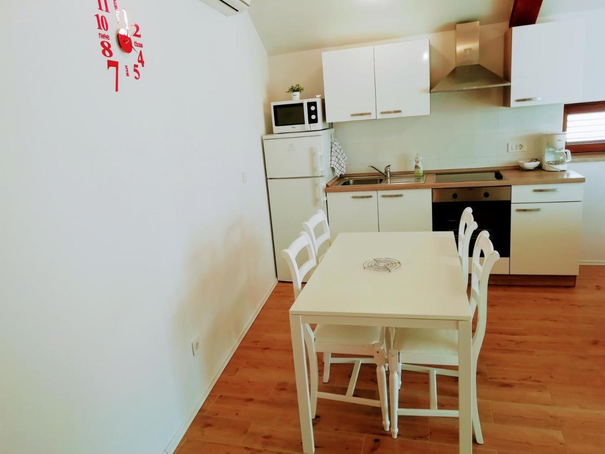 Apartamento App E.N.A. Umag Exterior foto